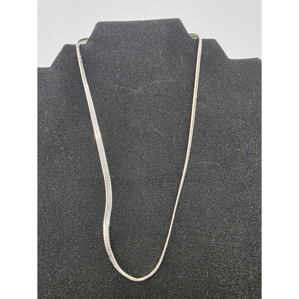 Flat Herringbone Silvertone Necklace 17"
